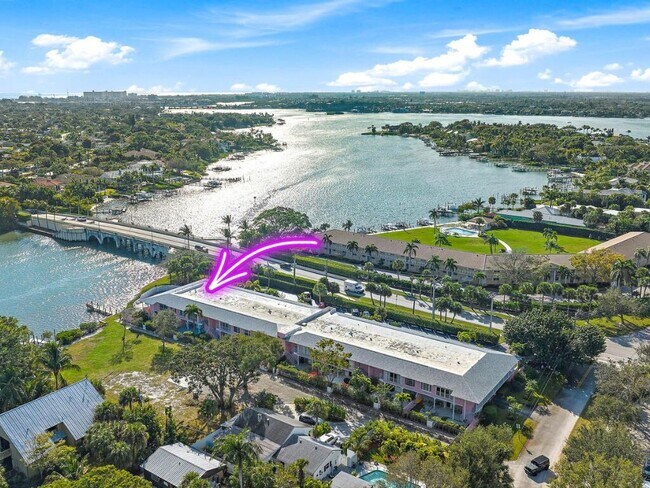 Foto del edificio - 475 Tequesta Dr