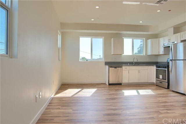 Building Photo - 6522 Brynhurst Ave