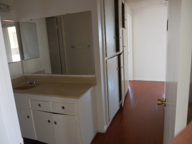 Building Photo - 415 N 3rd St