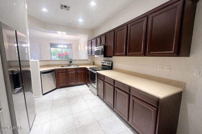 Foto del edificio - 5336 W Hasan Dr