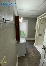 Building Photo - 912 Oxford Ave