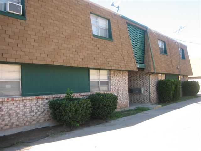 Foto del edificio - Cross Timbers Apartments