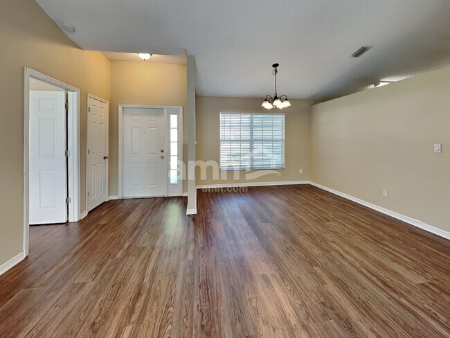 Building Photo - 353 Albedo Avenue SE