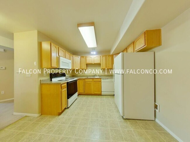 Building Photo - Fantastic Condo in Cima Vista - Lease Out ...