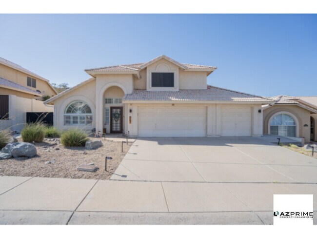 Building Photo - Welcome To Your Private Oasis - A Stunning...