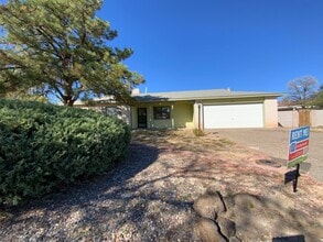 Building Photo - 1650 Domain Loop SE