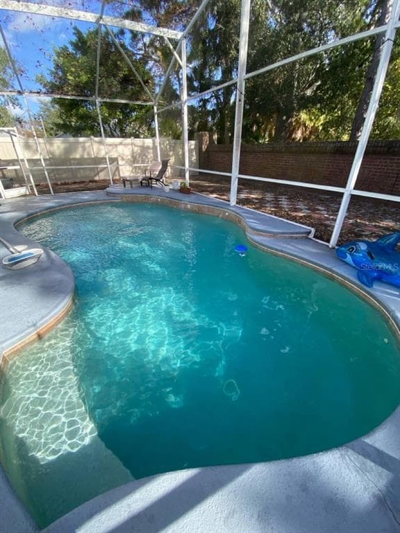 Foto del edificio - 13001 Yardsley Ct