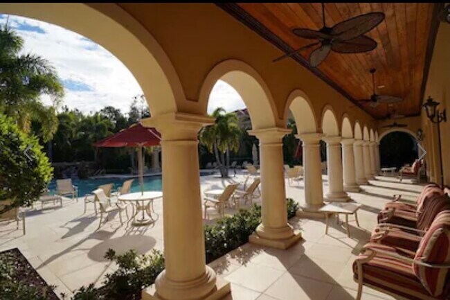 Foto del edificio - 23450 Alamanda Dr