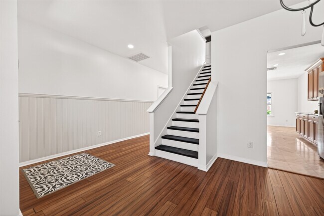 Foto del edificio - 16535 Oat Mill Dr