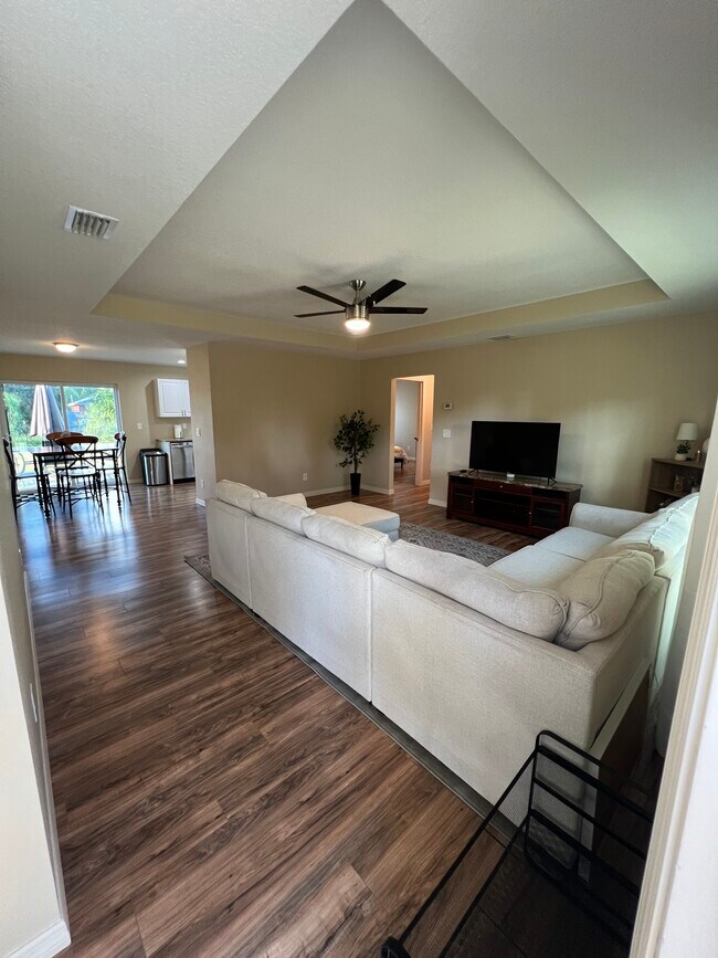 View from entrance - 2342 Manheim Ave