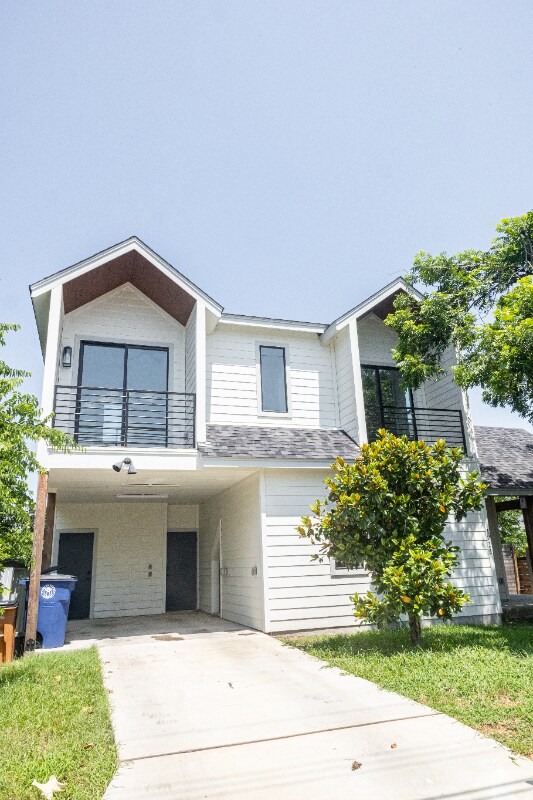 Building Photo - 1711 Tillery St