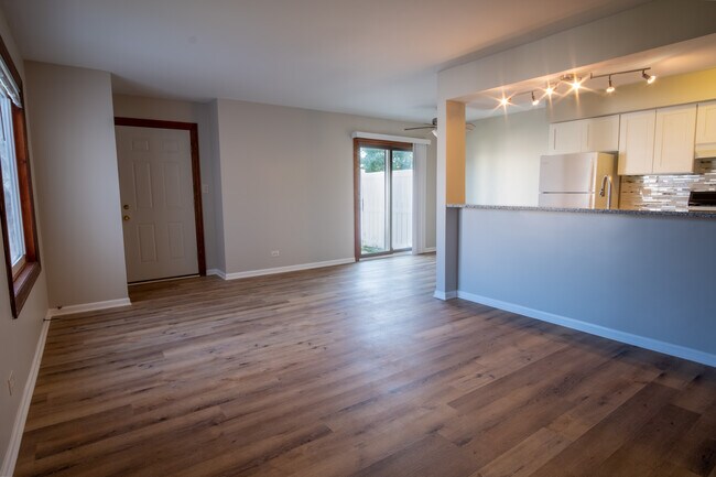 Building Photo - 1455 Cornell Ct
