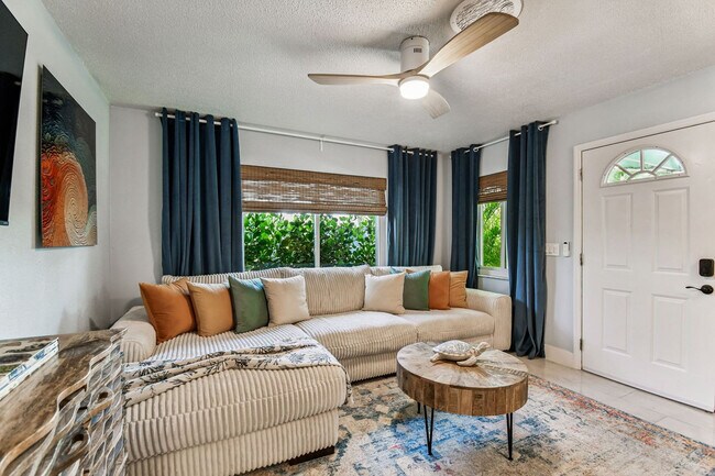 Foto del edificio - 11250 2nd St E