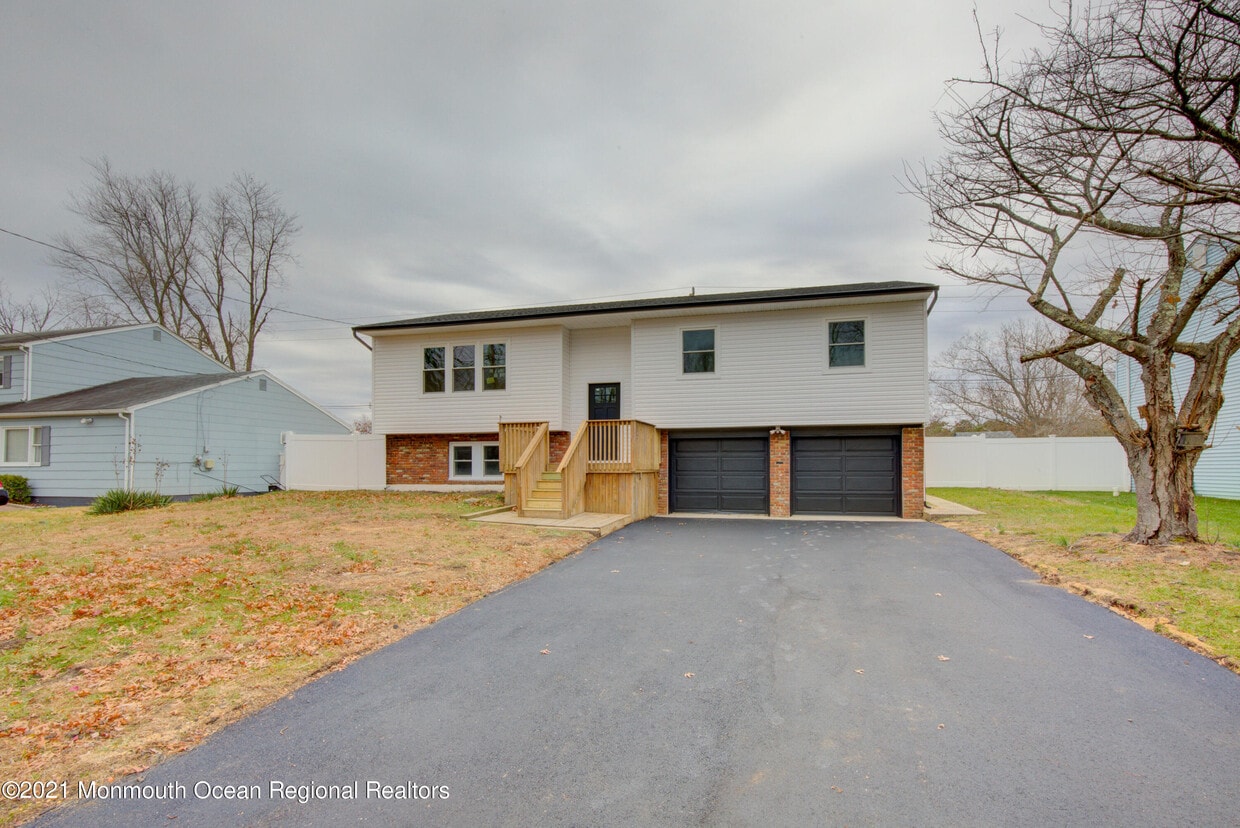 593 River Terrace, Toms River, NJ 08755 House Rental in Toms River, NJ