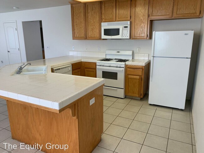 Foto del edificio - 2901-2907 N Zachary St