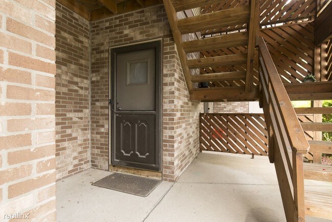 Building Photo - 2 br, 1 bath  - 16394 Clarkson Dr