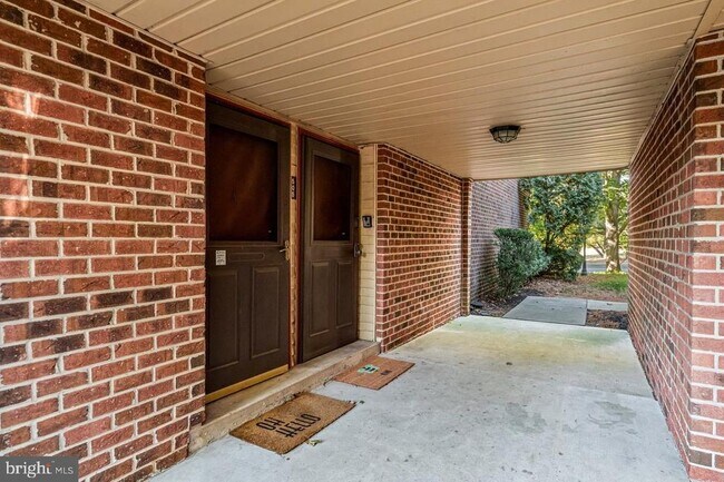 Foto del edificio - 505B Cypress Point Cir
