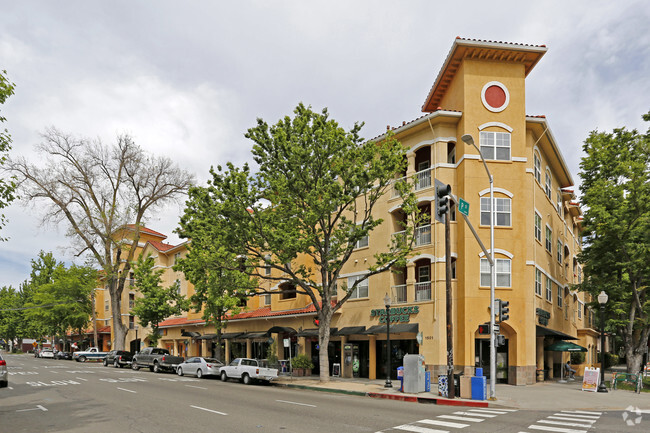 Fremont Apartments Sacramento