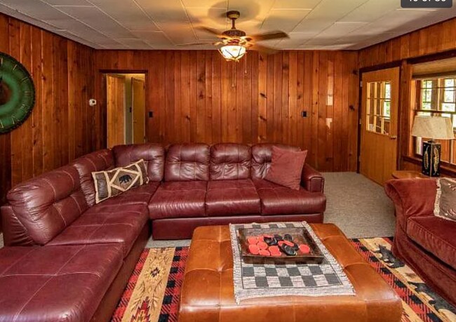 Building Photo - 6519 Forest Lodge Ln