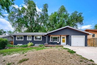Building Photo - 1007 Venus Dr