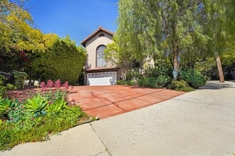 Building Photo - 3543 Carnation Ave