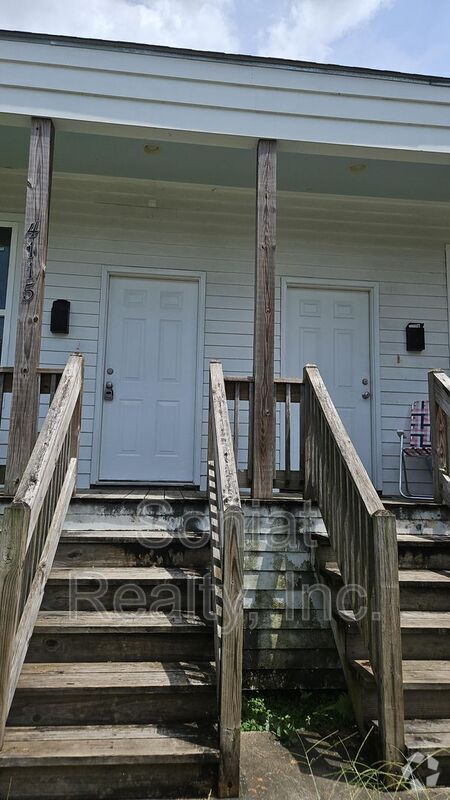 Building Photo - 4115 Hollygrove St