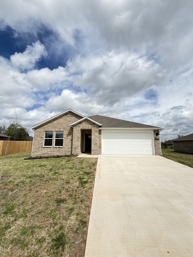 Photo - 376 Texas Ave House