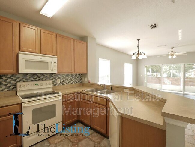 Building Photo - 13605 Daniels Landing Cir