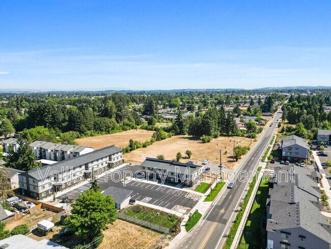 Foto del edificio - 4374 Fisher Rd NE