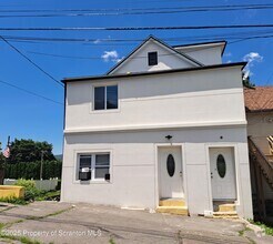 Building Photo - 1906 Prospect Ave