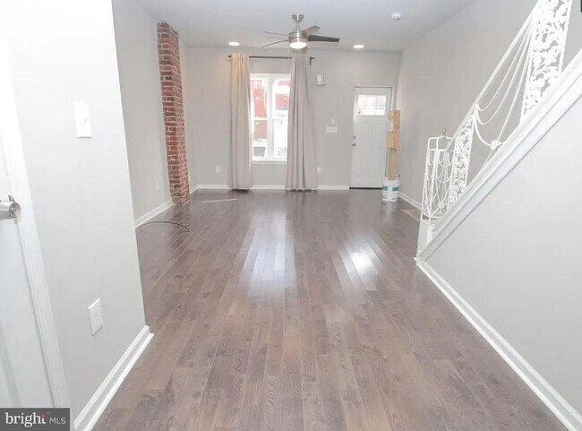 Building Photo - 1524 S Taylor St