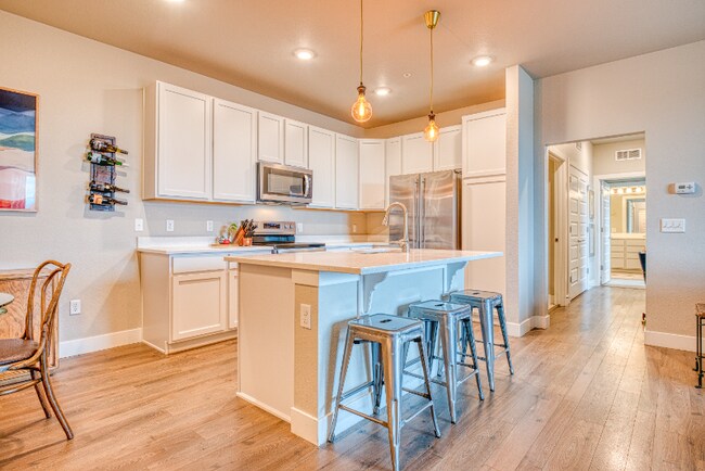 Building Photo - 15295 W 64th Ln