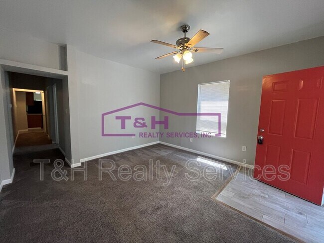 Foto del edificio - 2509 N Harding St