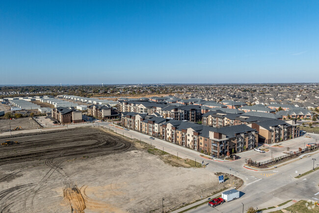 Aerial Photo - Wildwood Luxury Urban Homes