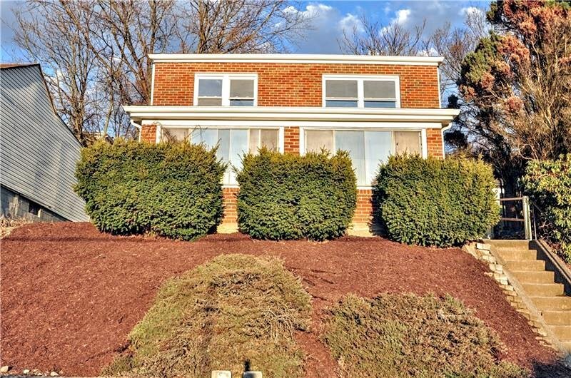 Foto principal - 1049 Delaware Ave