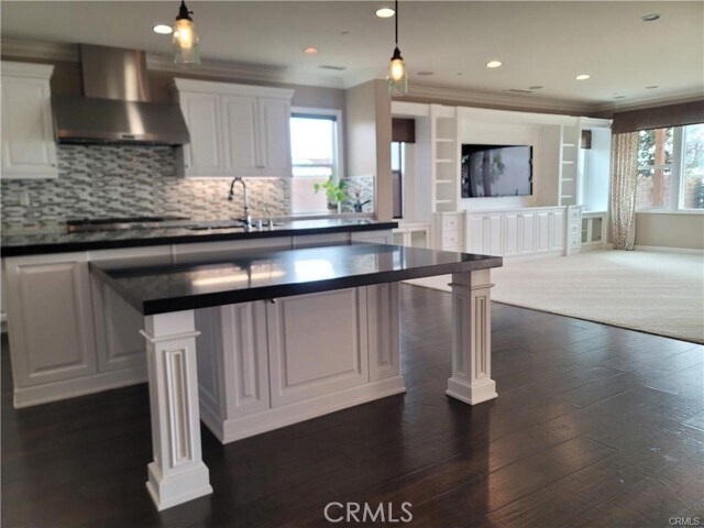 Building Photo - 2778 E Temblor Ranch Dr