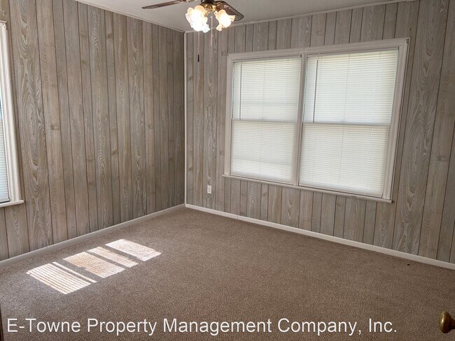 Building Photo - 2 br, 1 bath House - 745 N Central