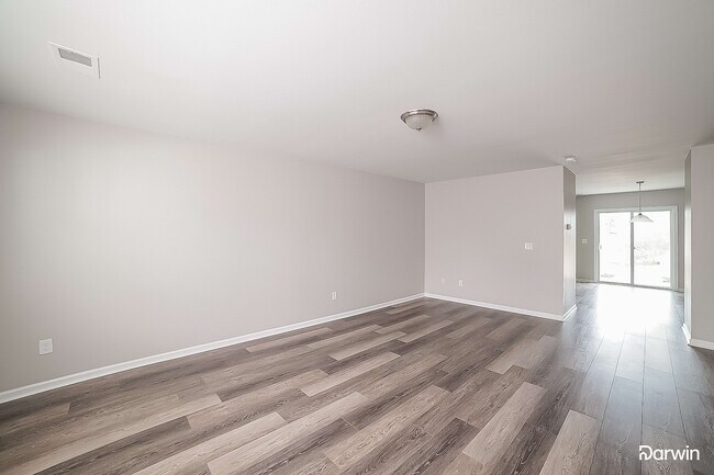 Building Photo - 515 Salem Springs Drive, Winston Salem, NC...