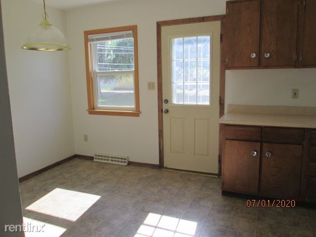 Building Photo - 2 br, 1 bath Townhome - 1600 1/2 S 14th St
