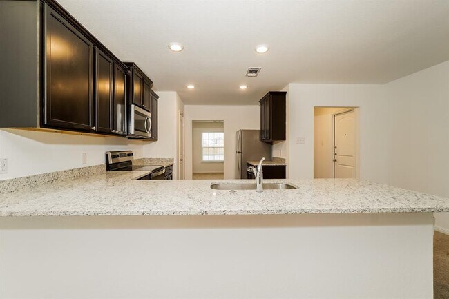 Foto del edificio - 17065 Dusty Boots Ln