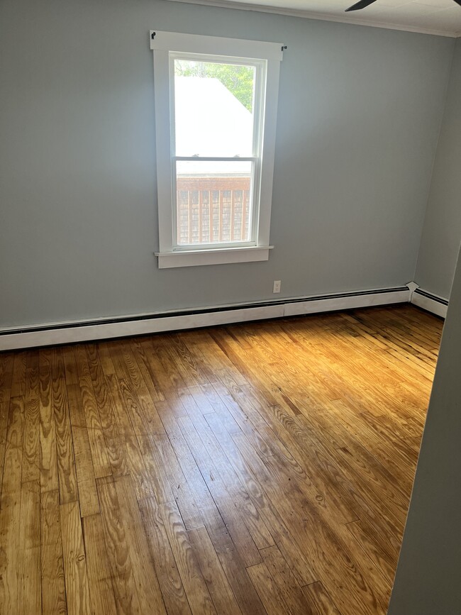 Bedroom 1 - 176 Pleasant St