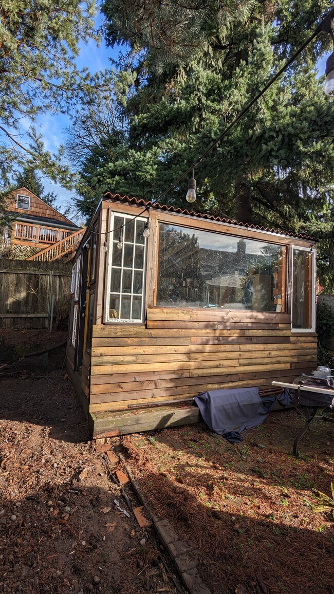 Storage shed - 4525 SE Malden Dr