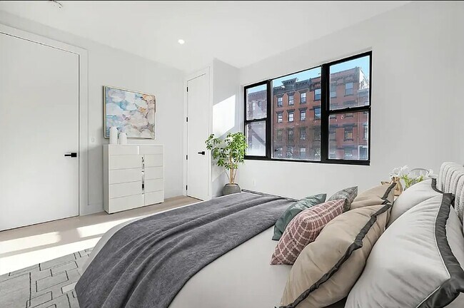 Foto del edificio - 163 First Avenue