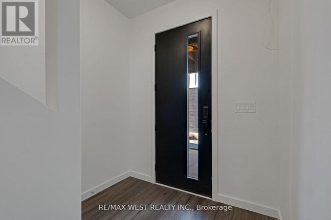 Building Photo - 339 Veterans Dr