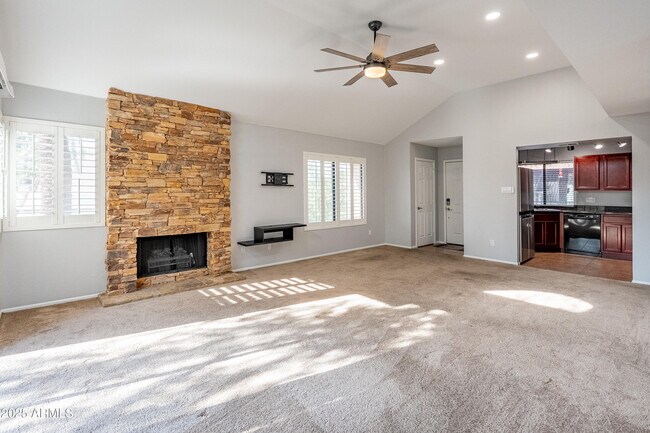 Foto del edificio - 5122 E Shea Blvd