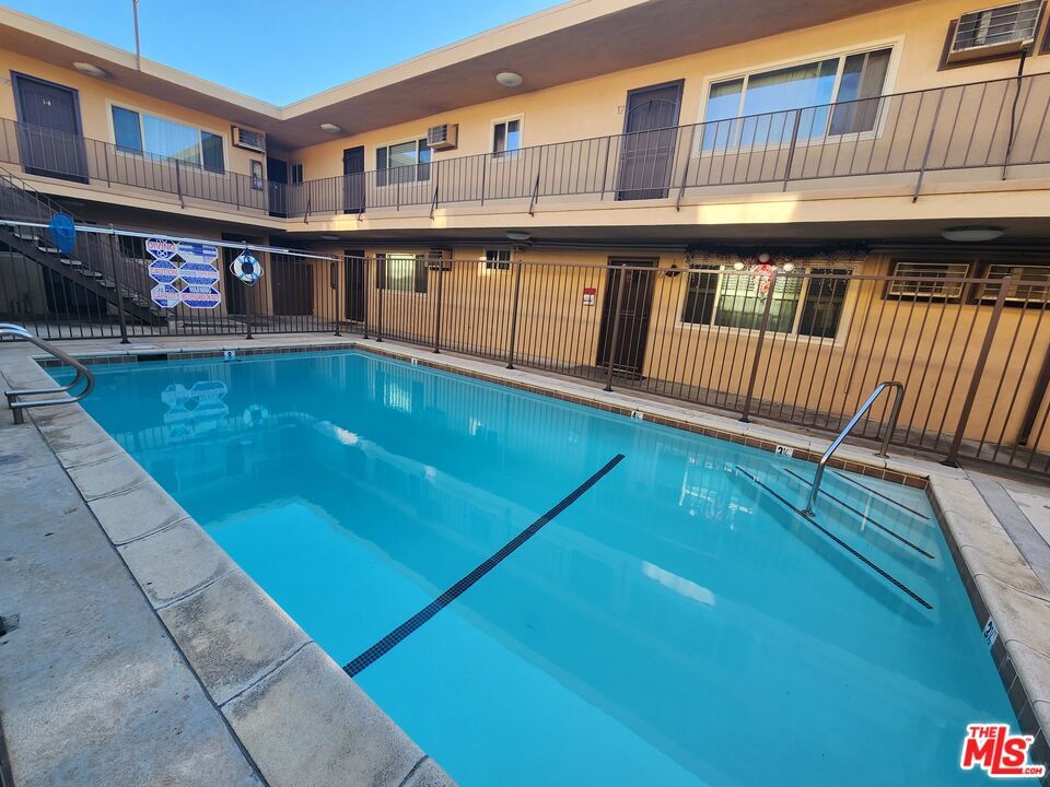 Foto principal - 3224 Chapman St