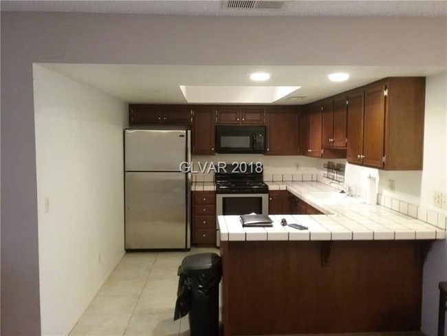 Building Photo - 1872 Arbol Verde Way