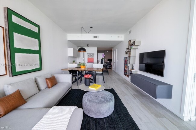 Building Photo - 2 br, 2 bath Condo - 480 NE 31st St Unit 1406