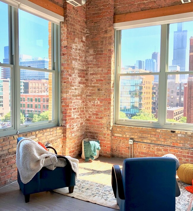 Four Bedroom - Letterman Chicago Apartments