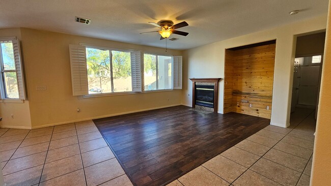 Foto del edificio - Gorgeous 5 bedroom in Nevada Trails Commun...